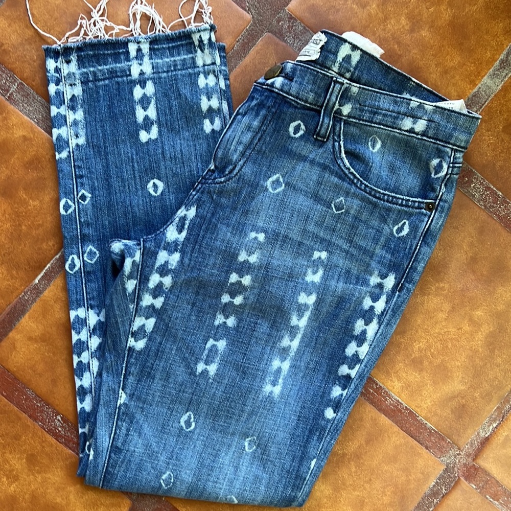 Current/Elliott Cropped Straight Jeans Distressed